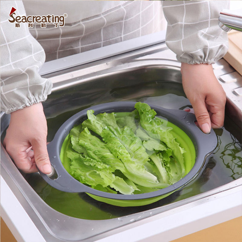 Foldable/ Collapsible Silicone  Strainer with Handle for Fruits, Vegetables & Pasta